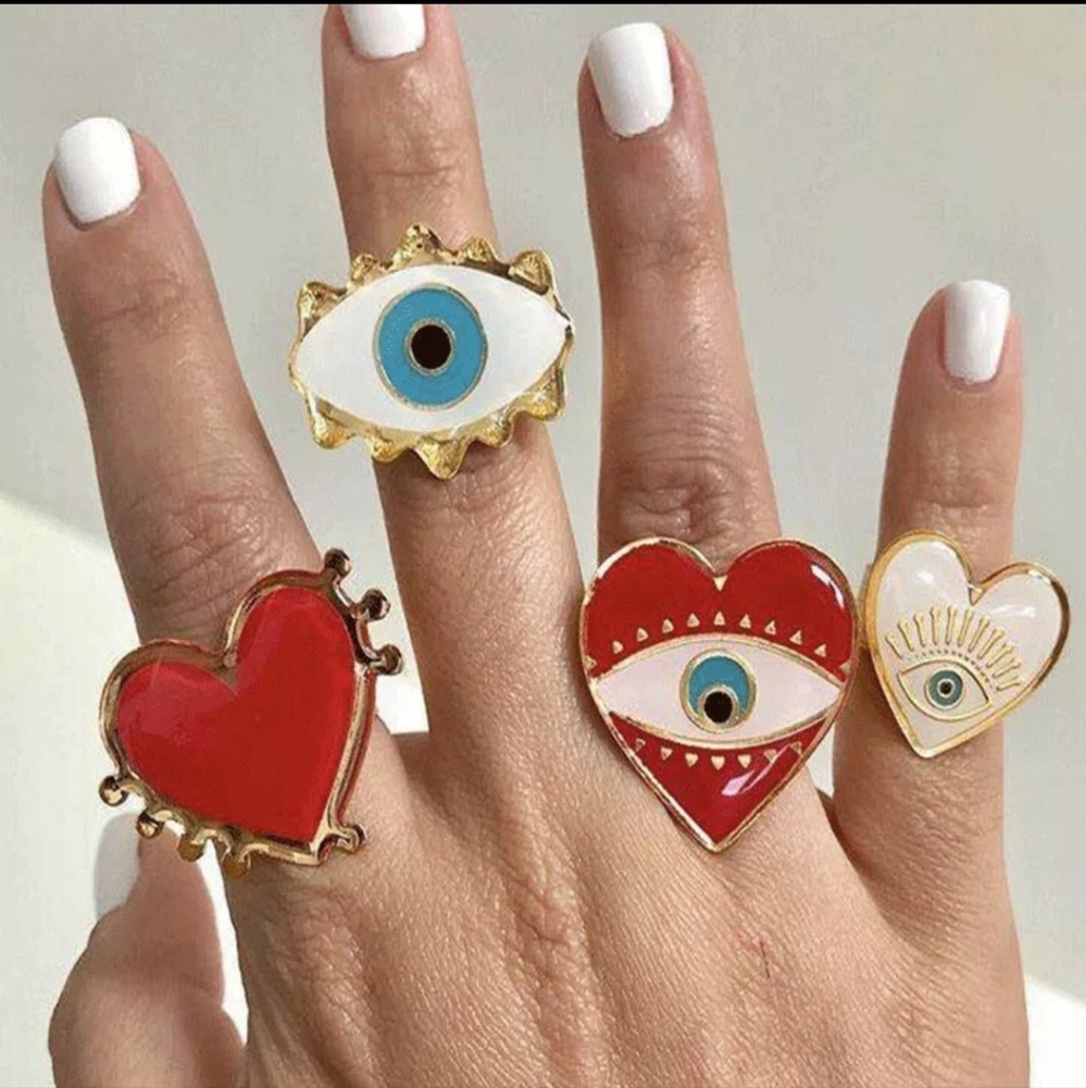 Heart Spikes ❤️ Ring - Picture 3 of 5